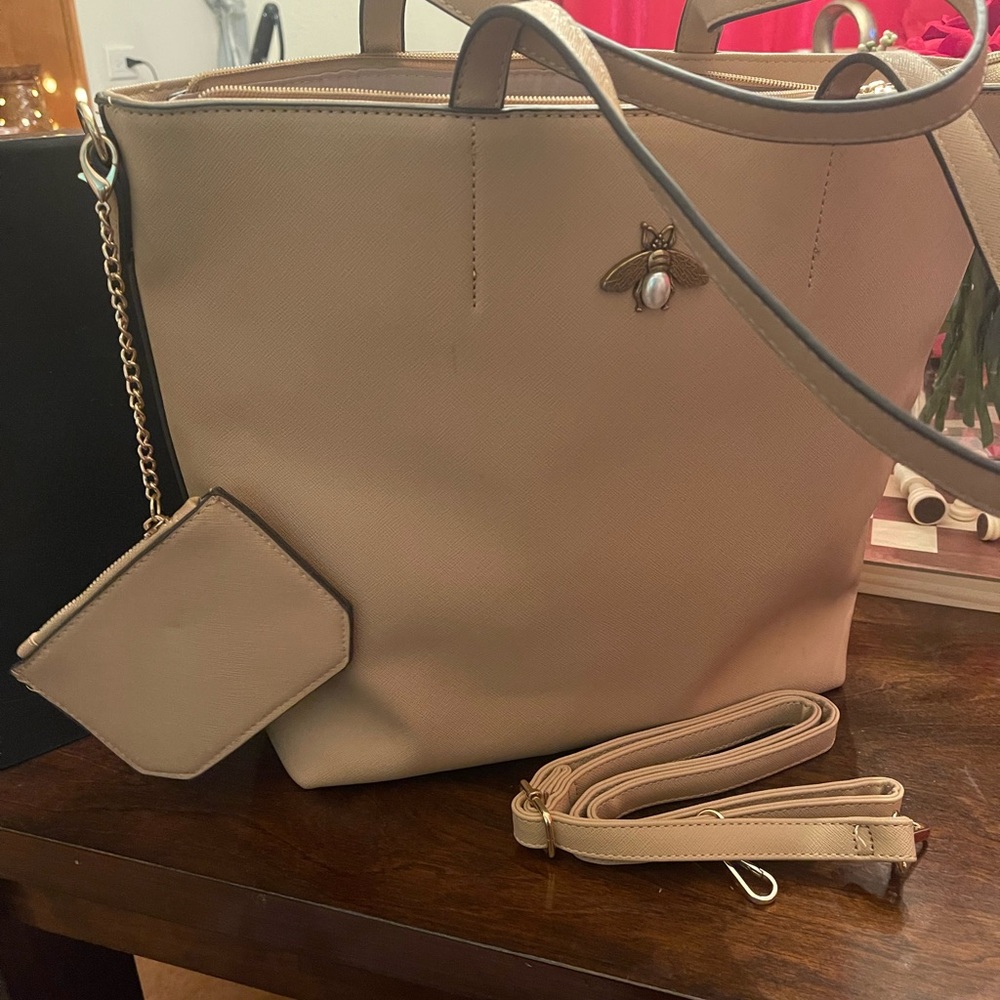 New Large Tote 👜